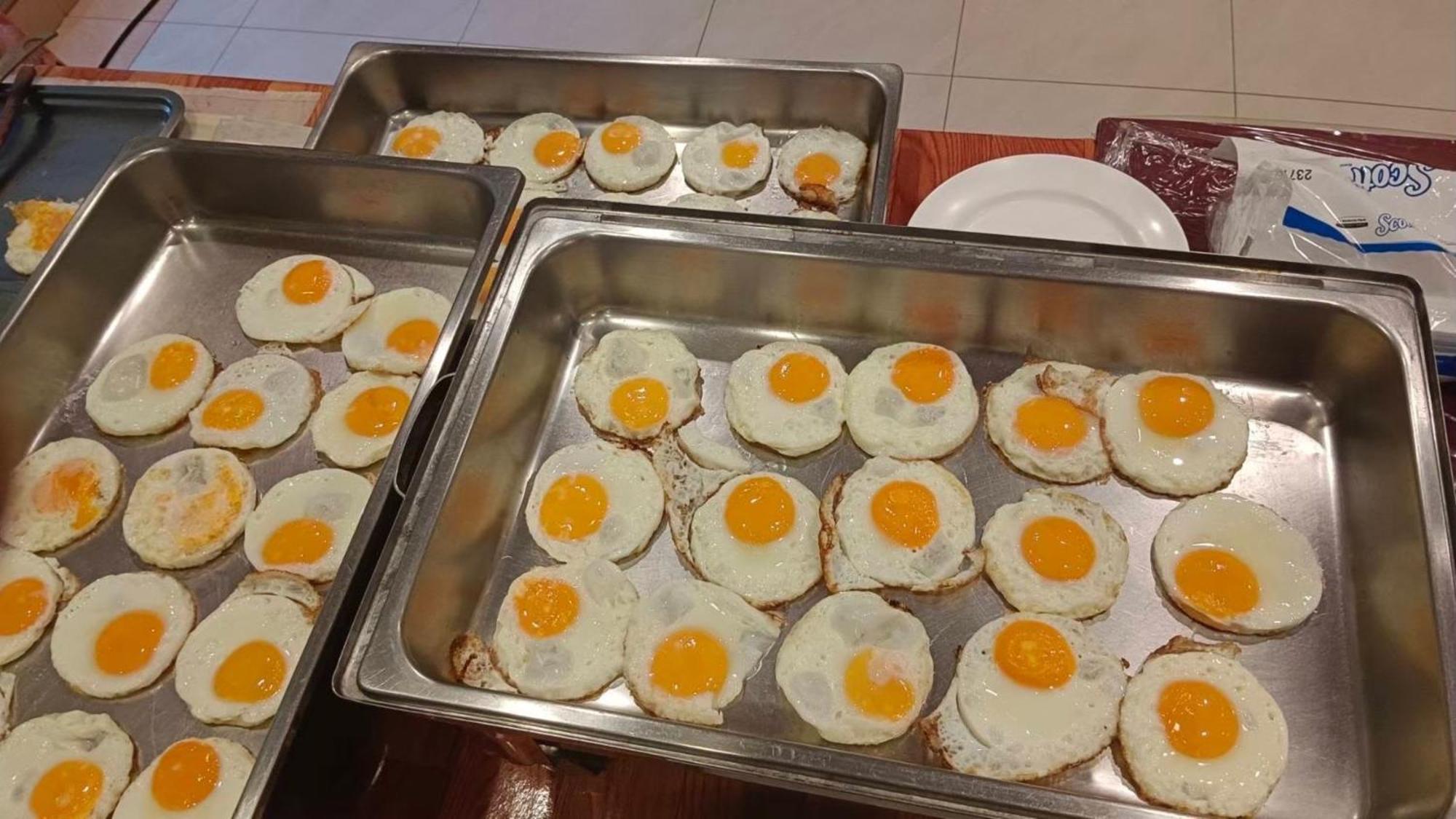 Chumphon Gardens Hotel Bagian luar foto