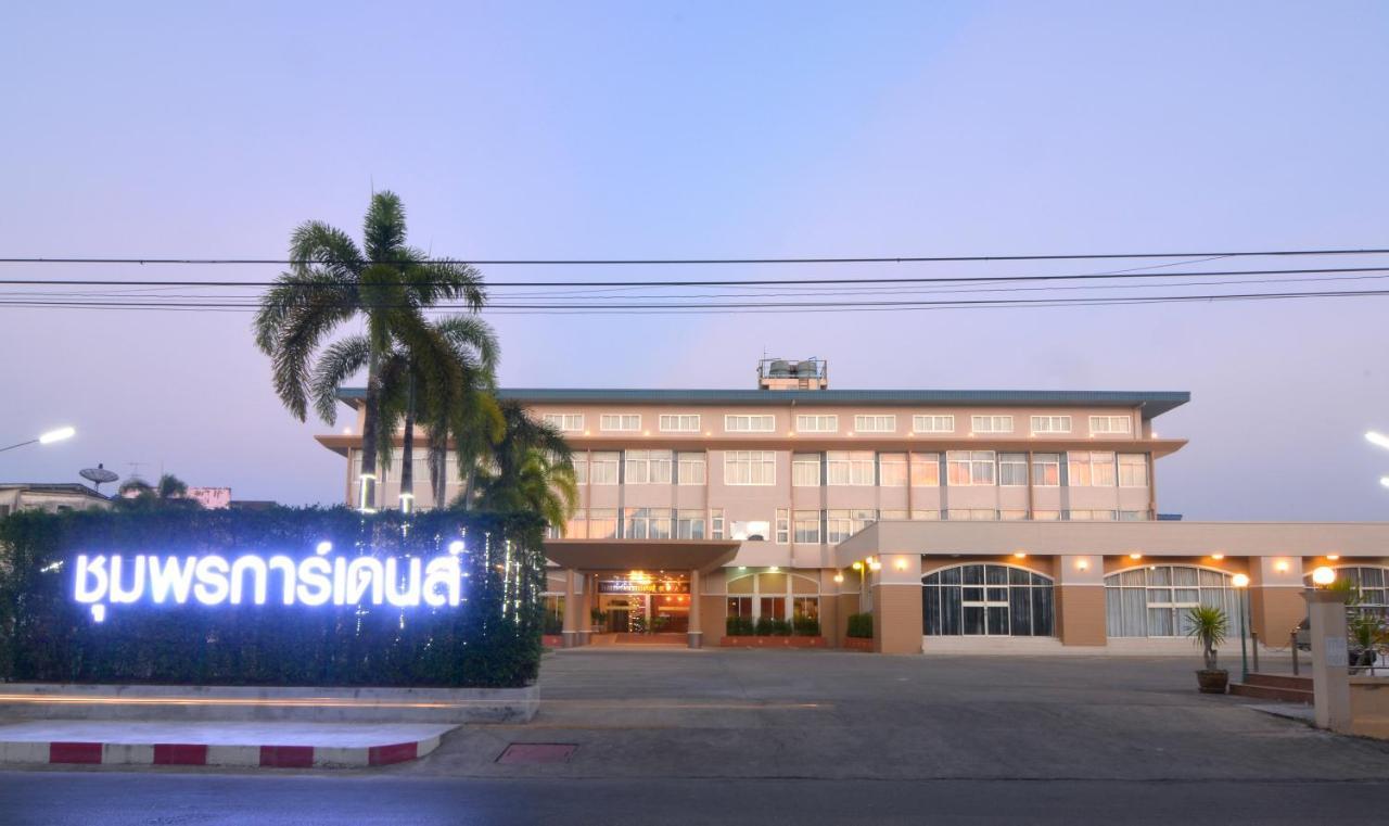 Chumphon Gardens Hotel Bagian luar foto
